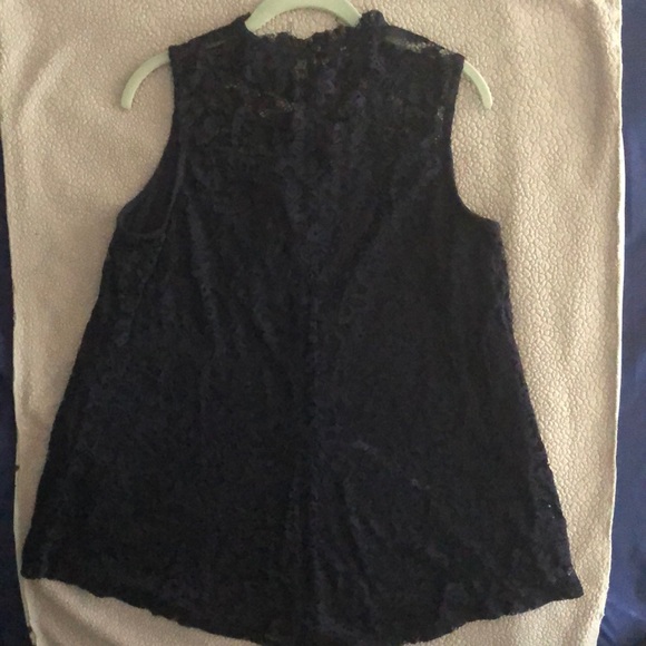 AB Studio - Sleeveless Lace Blouse - Picture 2 of 5